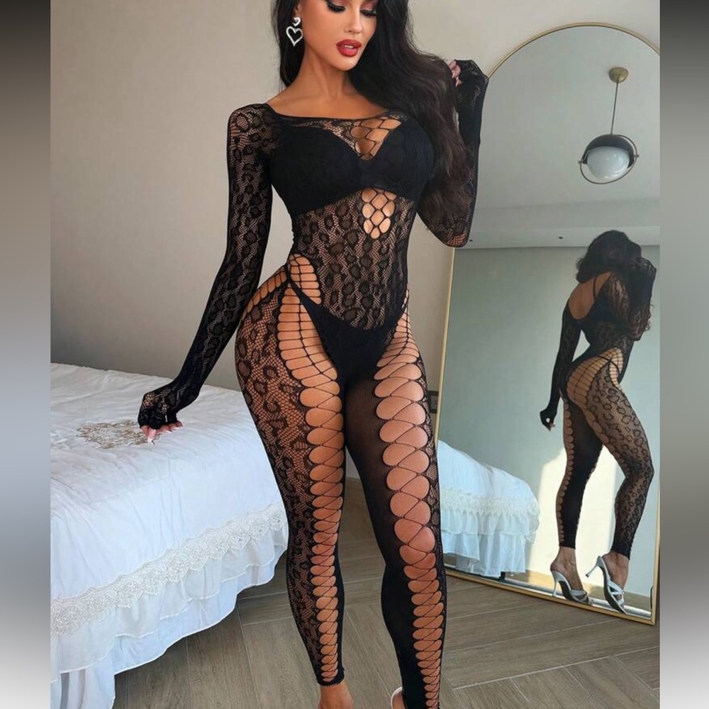 Luxe Leopard Cut Out Bodystocking NEW 🏷️